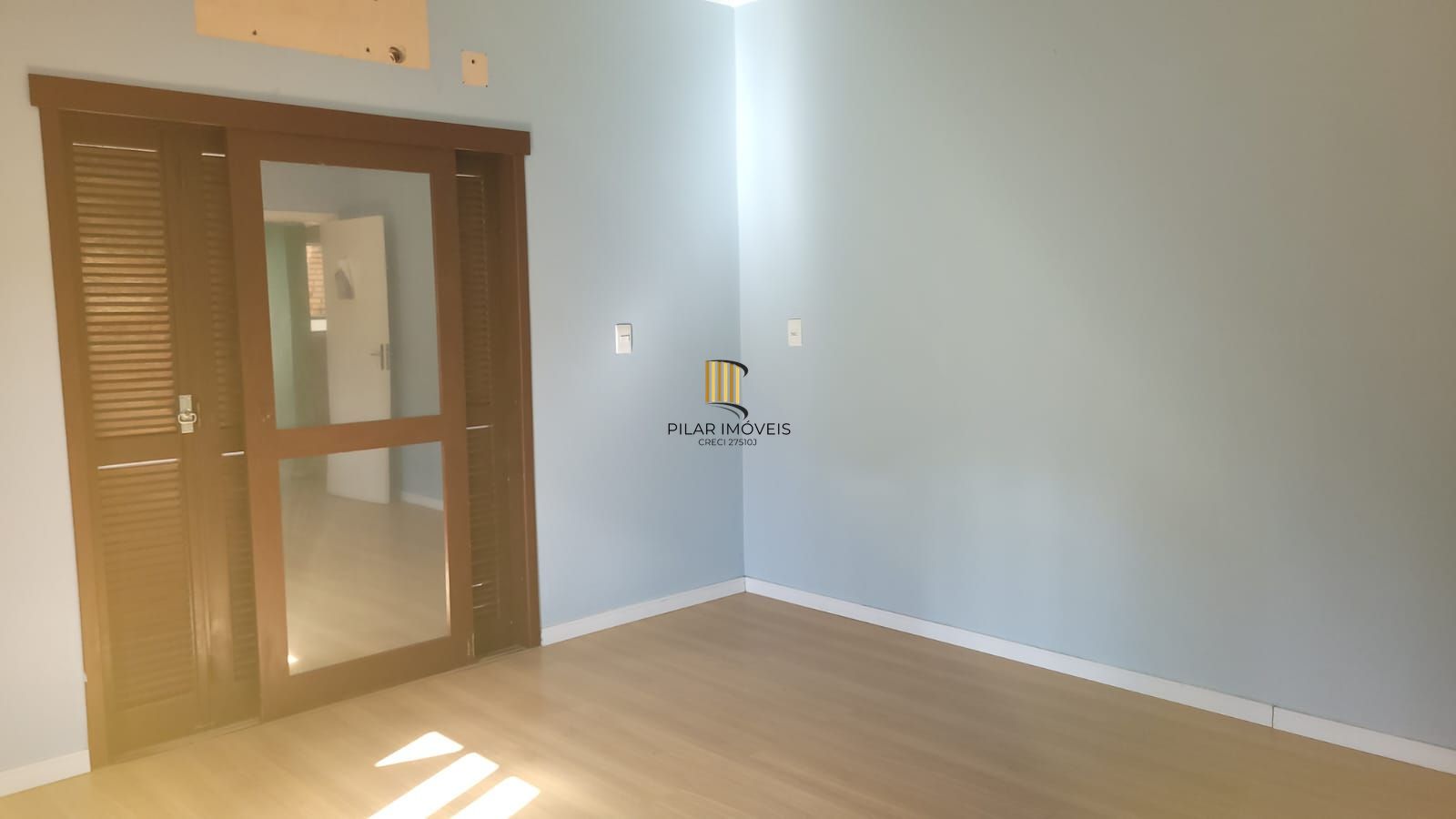 Casa Com 5 dormitórios no Bairro Partenon