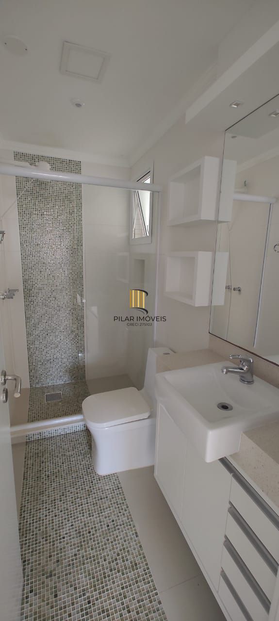 Apartamento com 03 Quartos e 02 vagas em Torres (01 suíte)