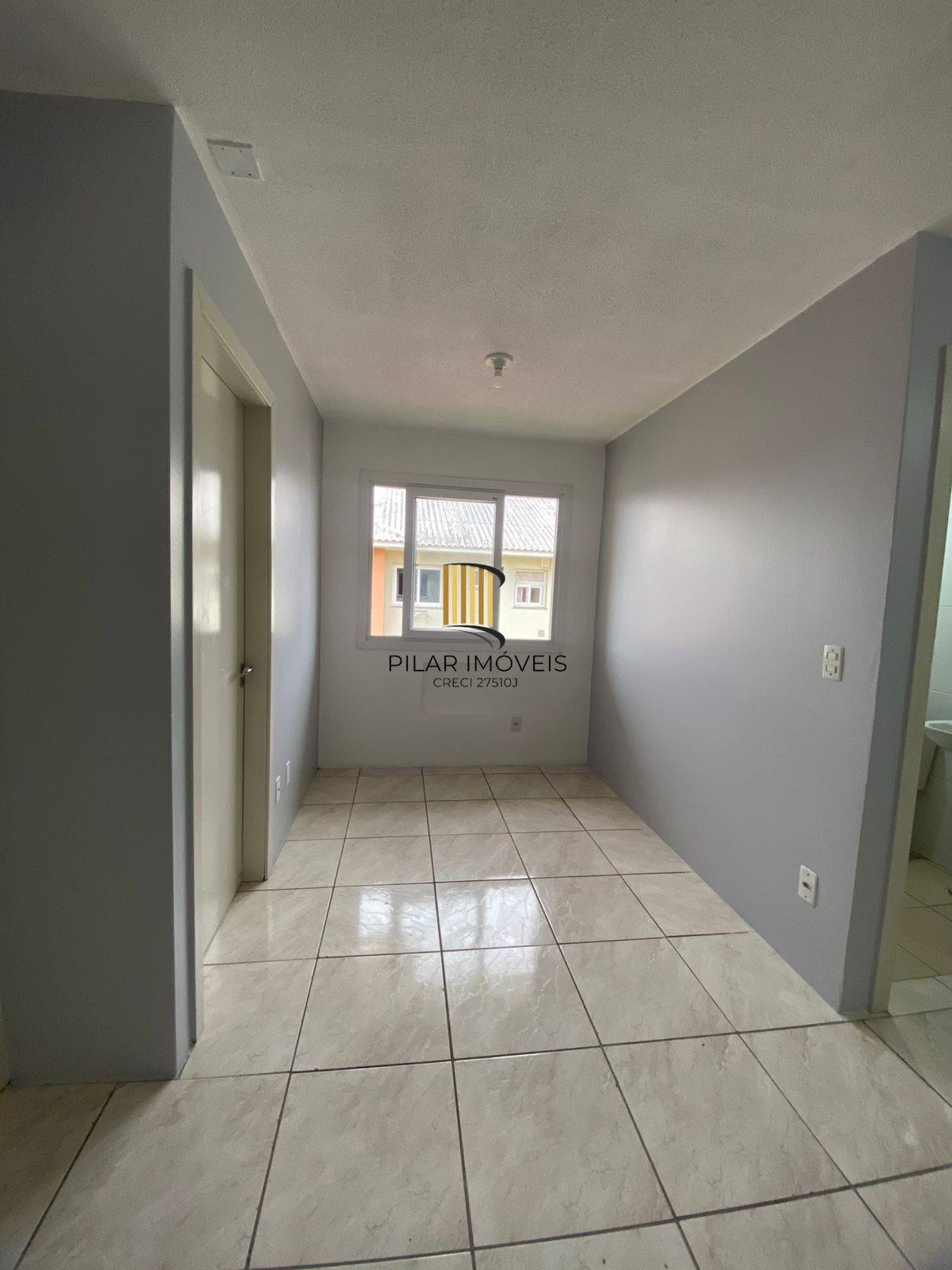 Apartamento com 02 quartos e 01 vaga fixa no Bairro Restinga em Porto Alegre