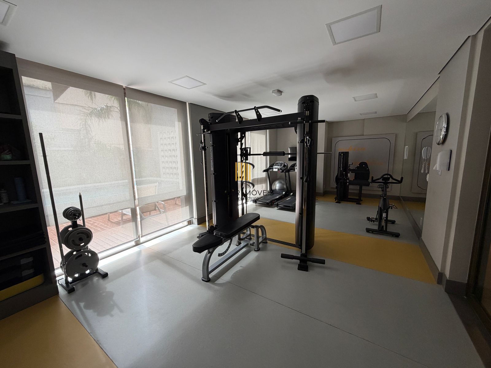 Apartamento de 2 dormitórios 2 suítes , vaga dupla coberta escriturada !