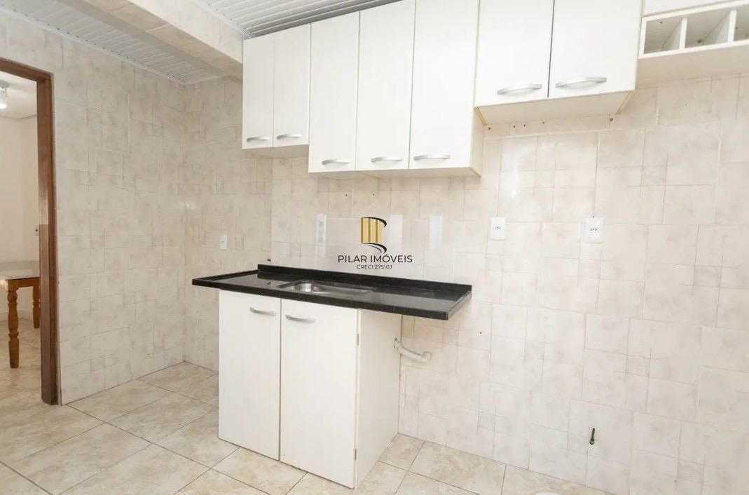 Casa em Condomínio com 03 quarto e 01 Vaga no Bairro Humaitá