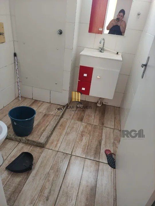 Apartamento 2 dormitórios no bairro Mário Quintana