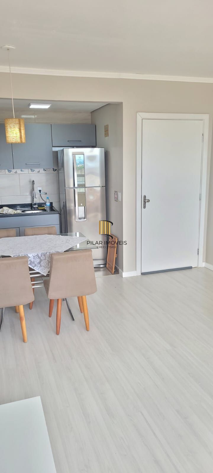 Apartamento com 02 quartos, 01 banheiro, 01 vaga no Bairro Alto Petrópolis.