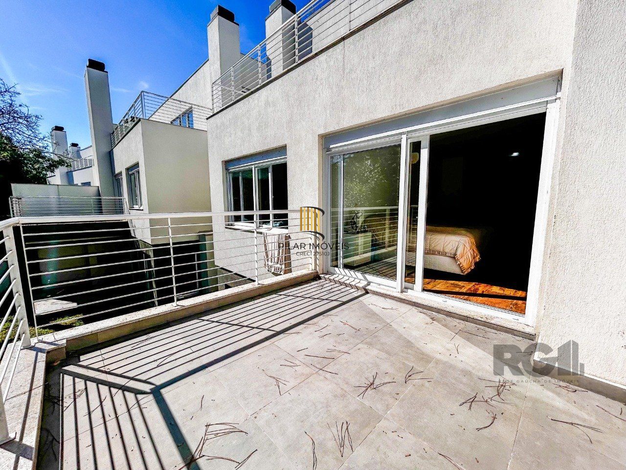 Casa Condominio 3 Dormitório(s) Bairro Pedra Redonda