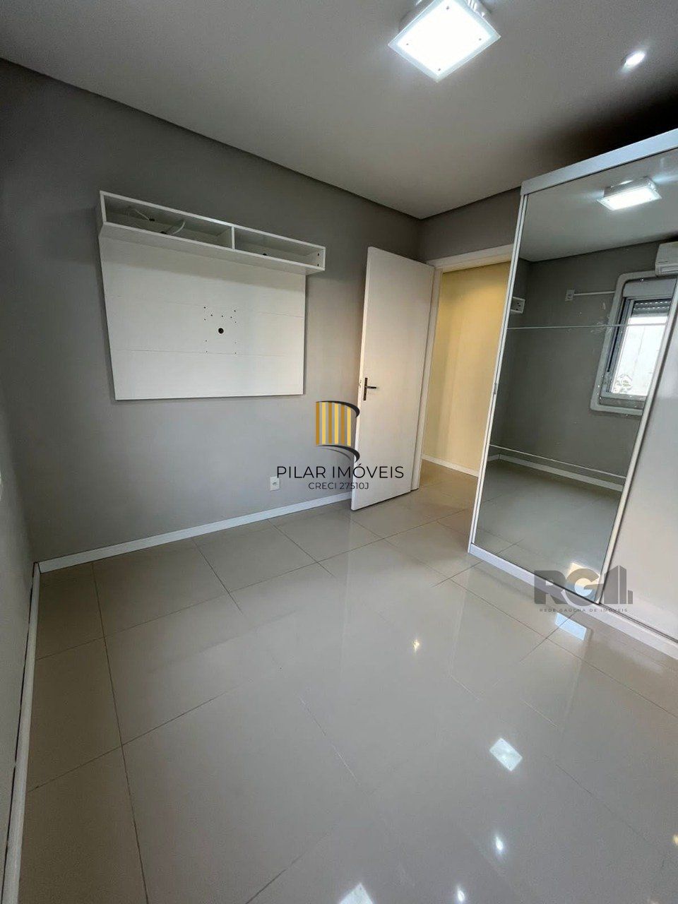 Apartamento 2 dormitórios no bairro Vila Nova
