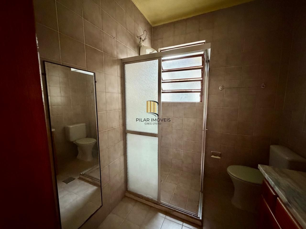 Apartamento 2 dormitórios sacada com 90m2 no centro histórico.