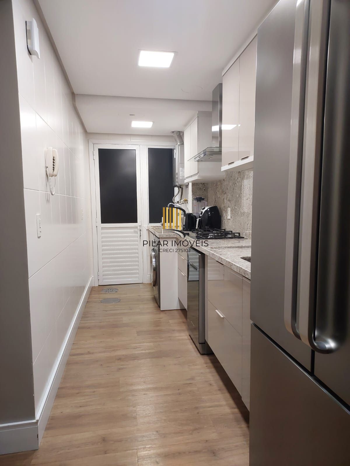Apartamento com 3 dormitórios, sendo 1 deles suíte, com 02 vagas