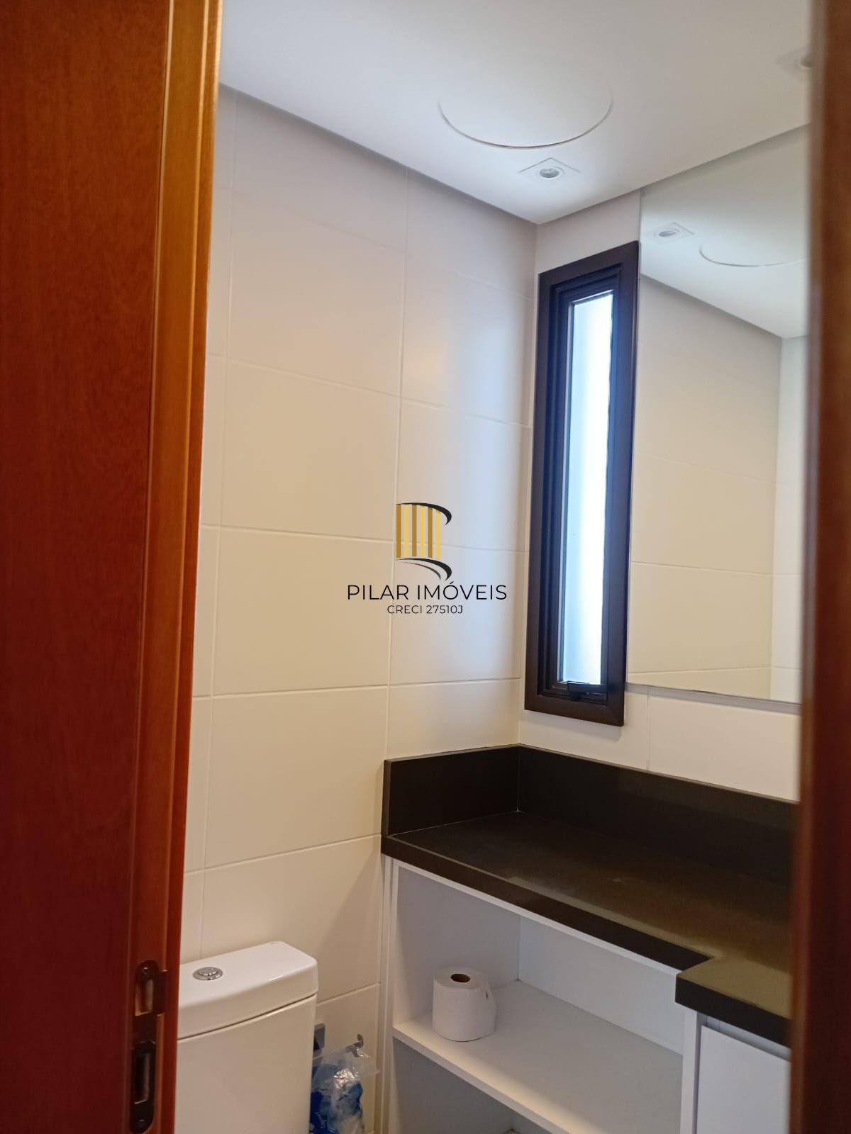 Apartamento 2 quartos, suíte, vaga coberta no bairro Camaquã em Porto Alegre/RS