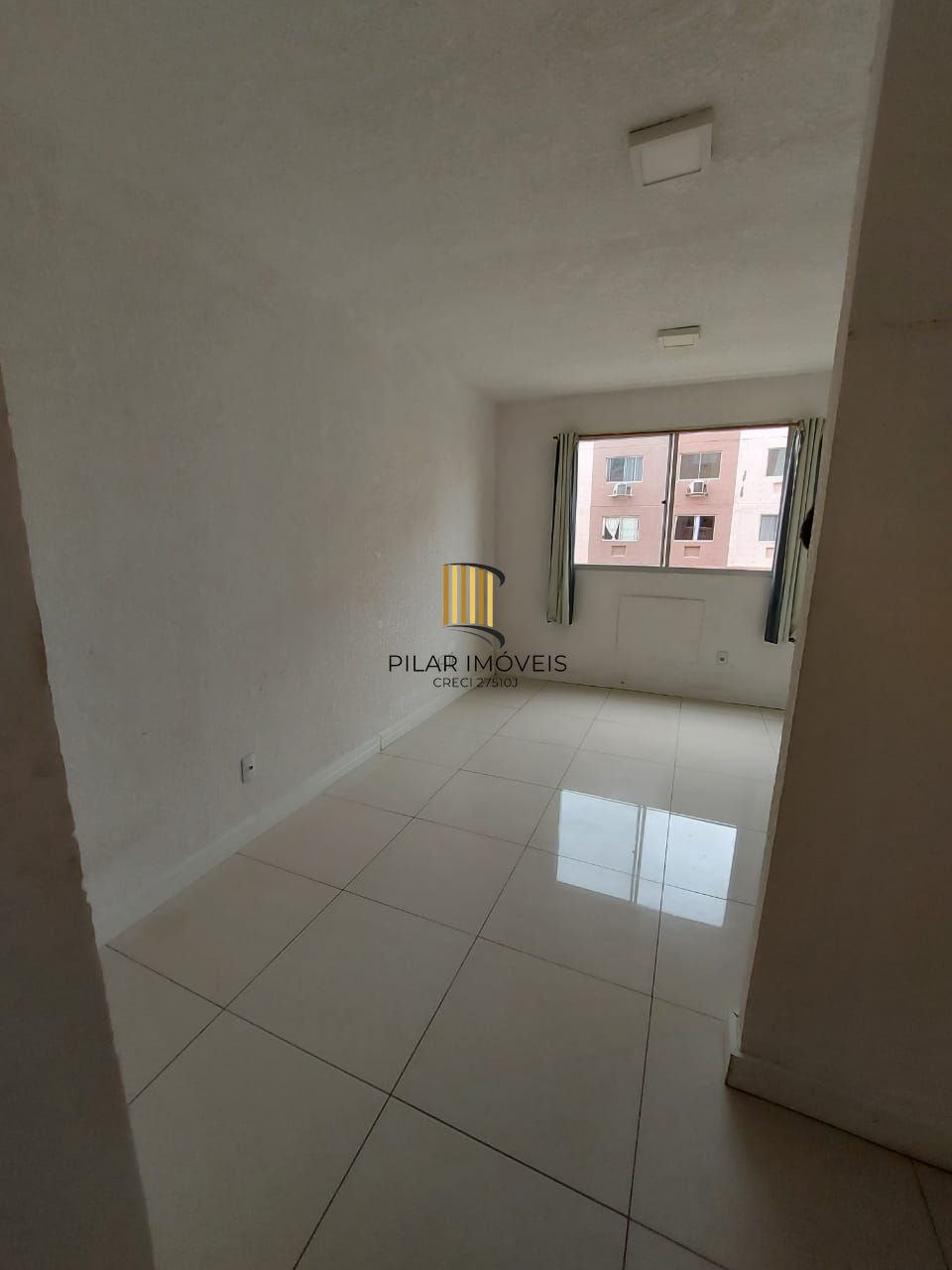 Apartamento para Venda - 40.29m², 2 dormitórios, 1 vaga - Hípica, Porto Alegre