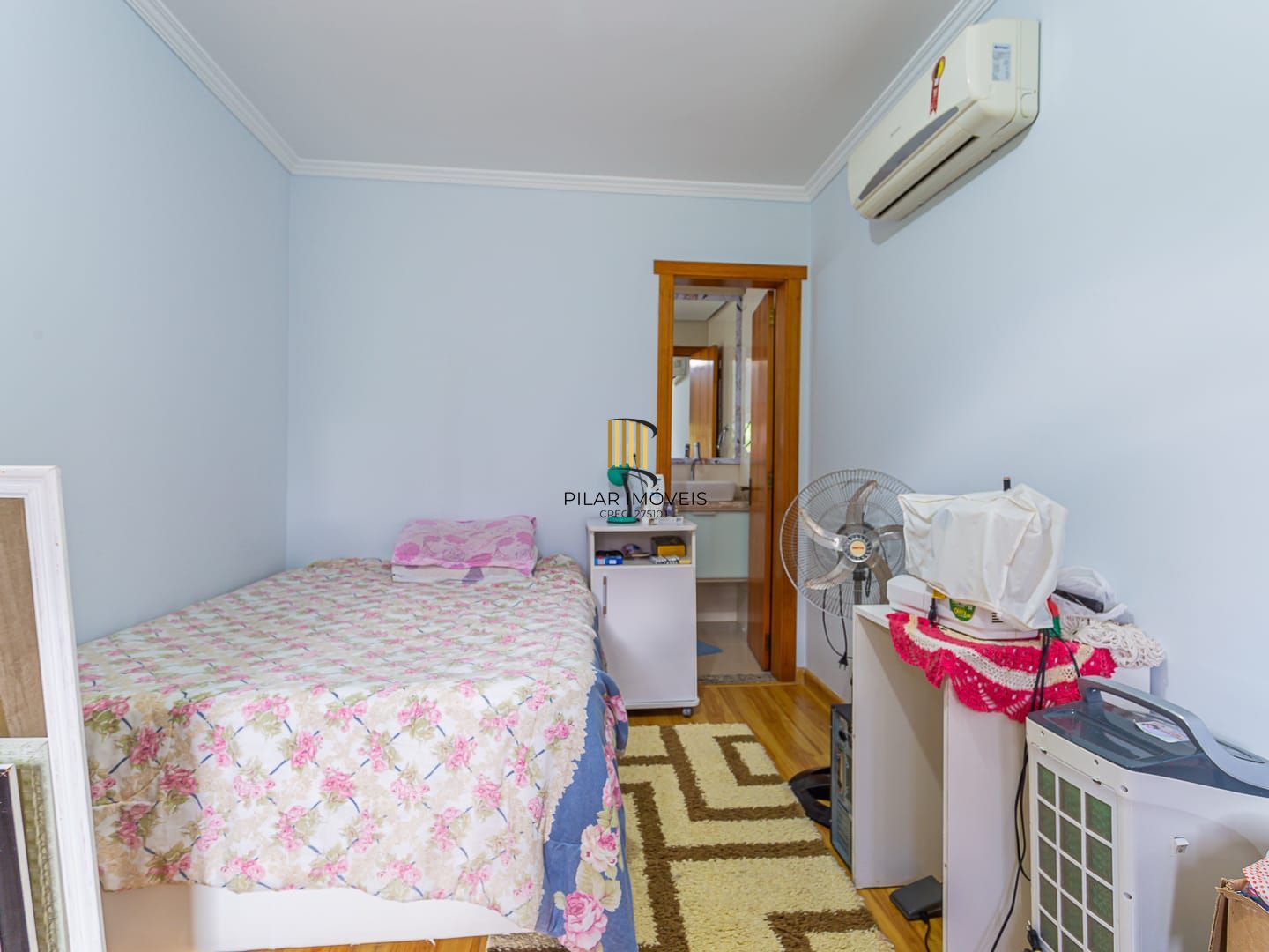 Casa 3 dormitórios com duas suítes bairro Jardim Floresta - Lindoia