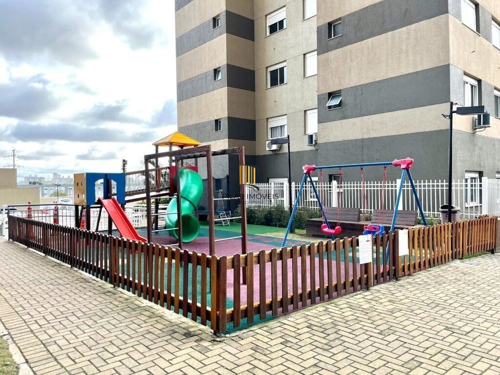 Apartamento com 02 dormitórios e 01 vaga no Bairro Jardim Carvalho Porto Alegre