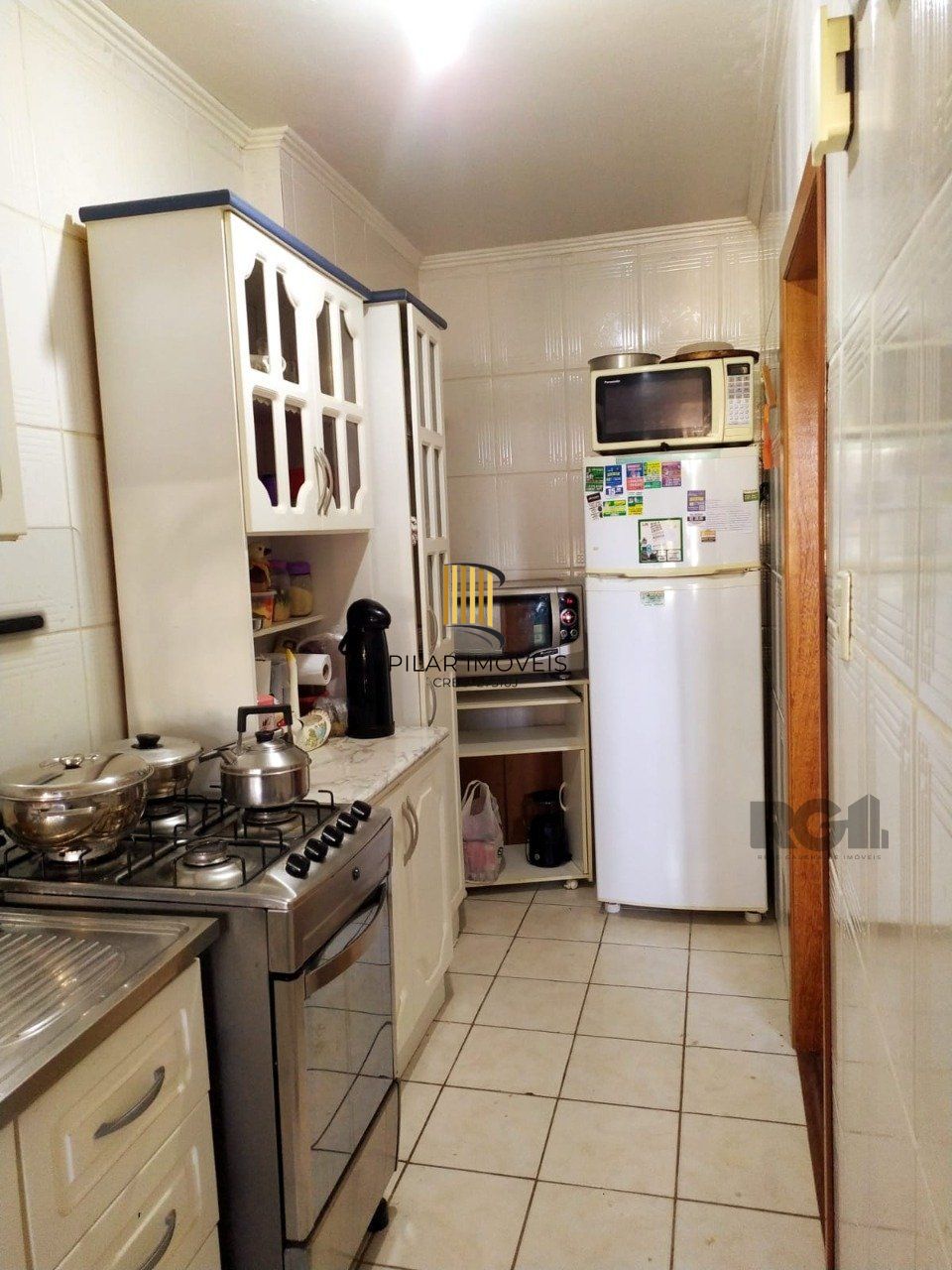 Apartamento de 2 dormitórios com vaga no bairro Petrópolis