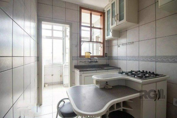 Apartamento 3 dormitórios, Bairro Floresta - SHOPPING TOTAL