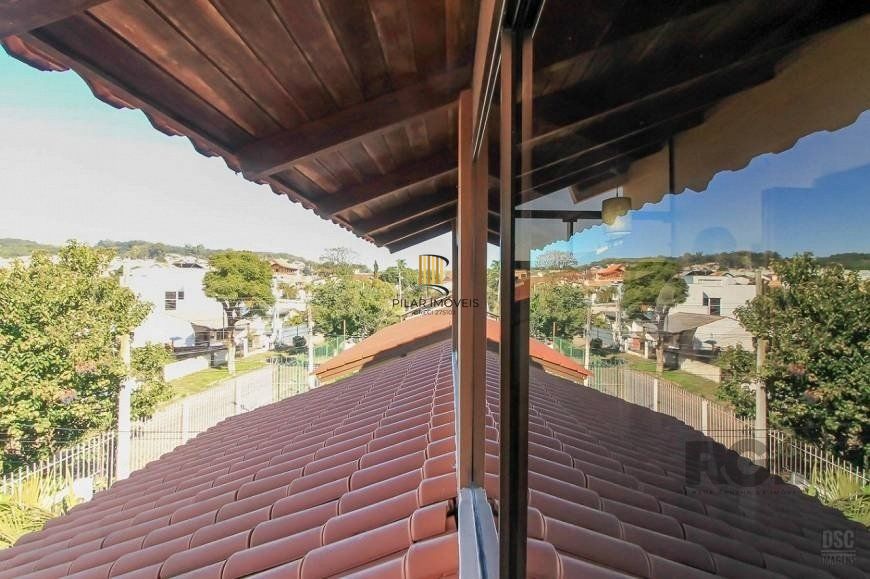 Casa com 3 Dormitórios no Bairro Tristeza na Zona Sul de Porto Alegre