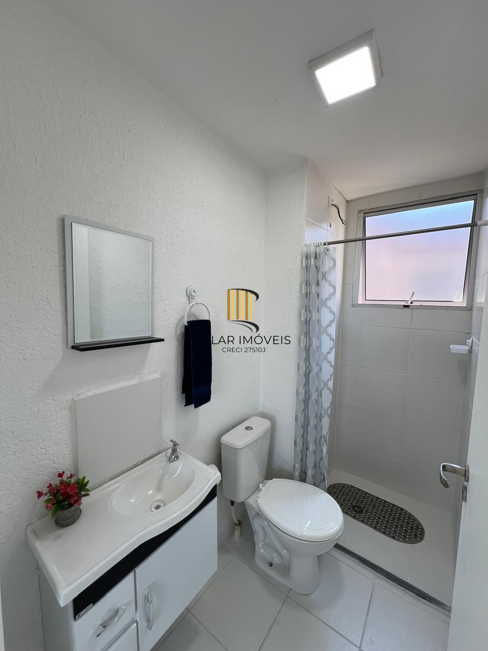 Apartamento com 02 quartos e 01 vaga fixa no Bairro Hípica