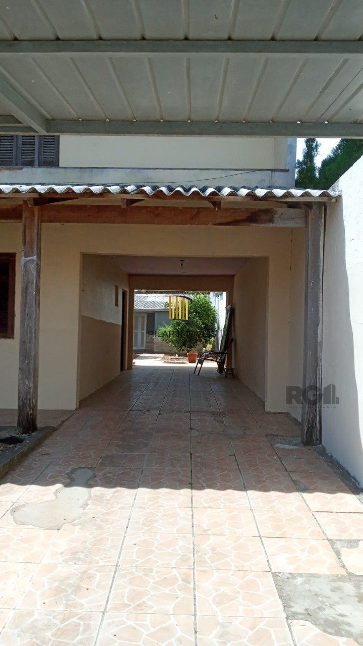 casa com 3 dormitórios no bairro Olaria