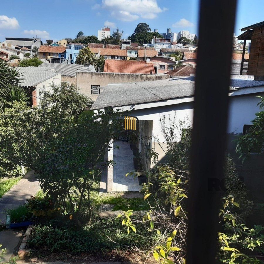Casa 1 dormitório  e 1 vaga no jardim Sabará