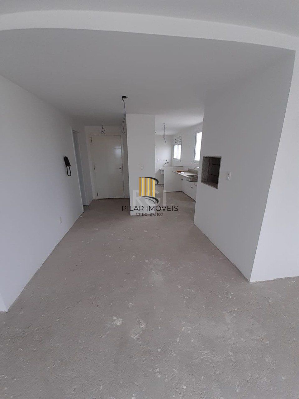 Apartamento para Venda - 90.31m², 2 dormitórios, sendo 2 suites, 2 vagas - Petrópolis