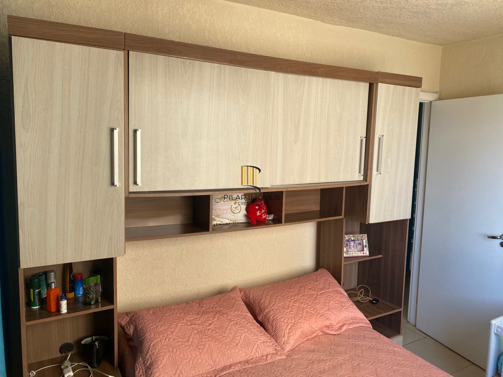 Apartamento com 02 quartos e 01 vaga no Bairro Sarandi