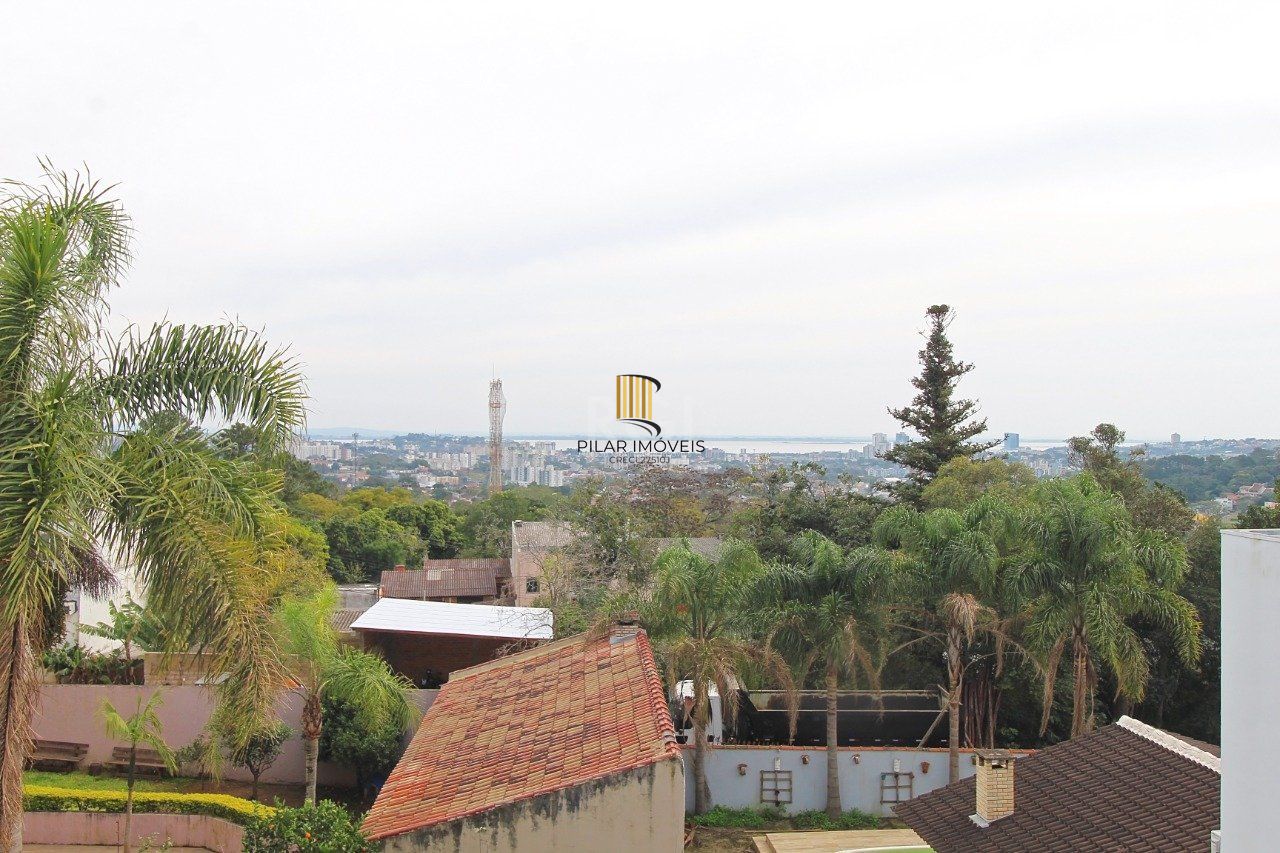 Casa para Venda - 339m², 3 dormitórios, 2 vagas - Vila Nova, Porto Alegre