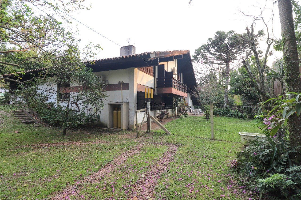 Casa para Venda - 523.36m², 6 dormitórios, sendo 2 suites, 2 vagas - Vila Conceição, Porto Alegre