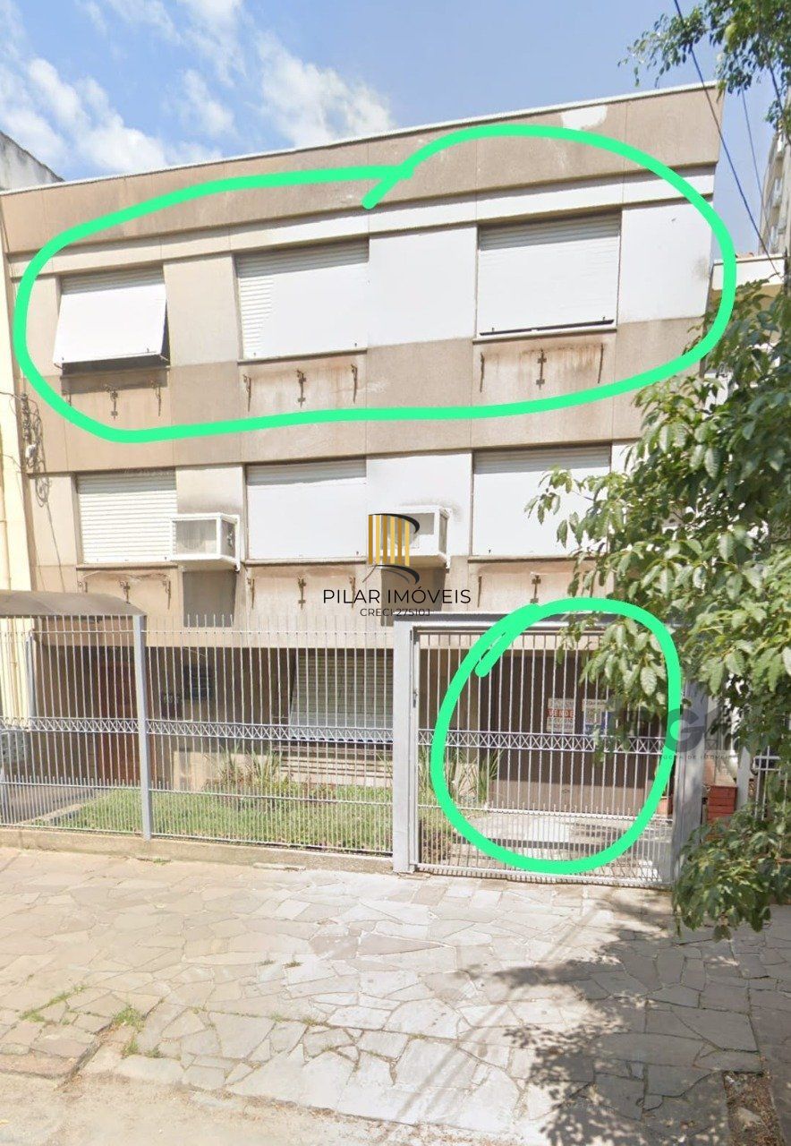 Apartamento de 2 dormitórios, sala, cozinha, banheiro, área de serviço com vaga de garagem escriturada e coberta
