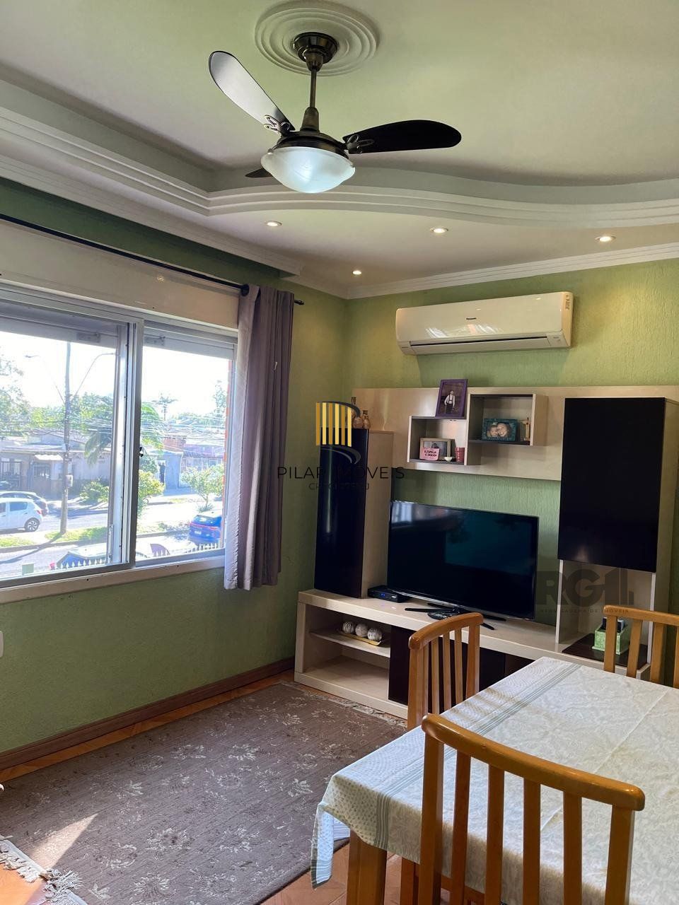 Apartamento com 2 quartos, vaga de garagem, lavabo, no bairro Cristal, Porto Alegre/RS