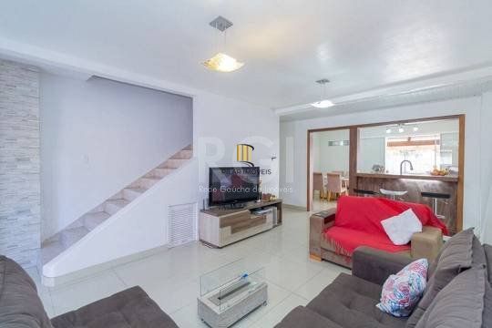 Casa para Venda - 105m², 2 dormitórios, 2 vagas - Hípica