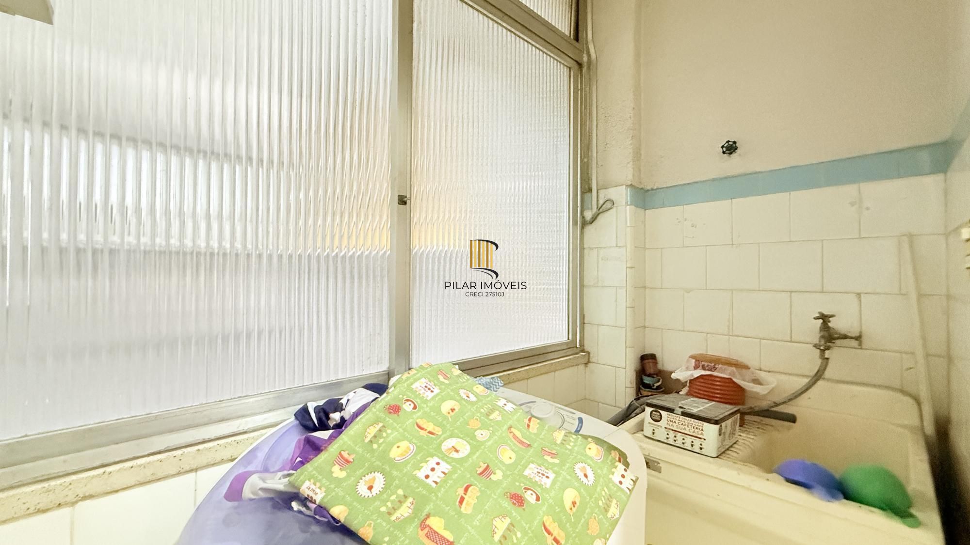 Apartamento a venda dois dormitórios bairro cidade baixa