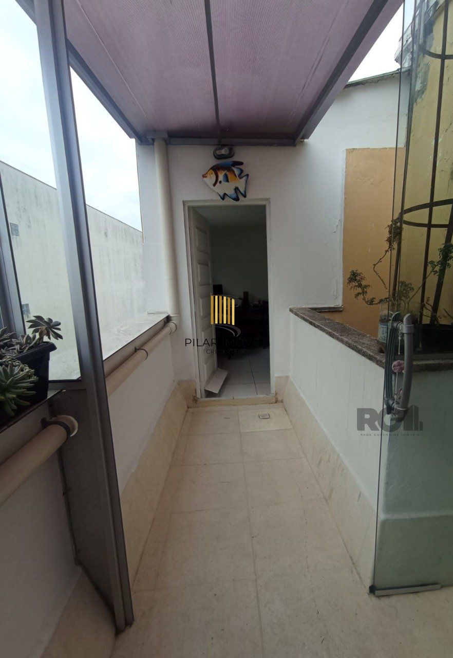 Apartamento duplex para Venda - 93.32m², 2 dormitórios, sendo 1 suite, 1 vaga - Santo Antonio, Porto Alegre