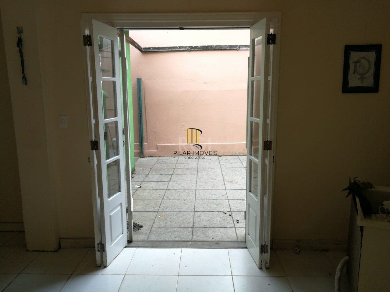Casa para Venda - 170m², 3 dormitórios, 3 vagas - Nonoai, Porto Alegre