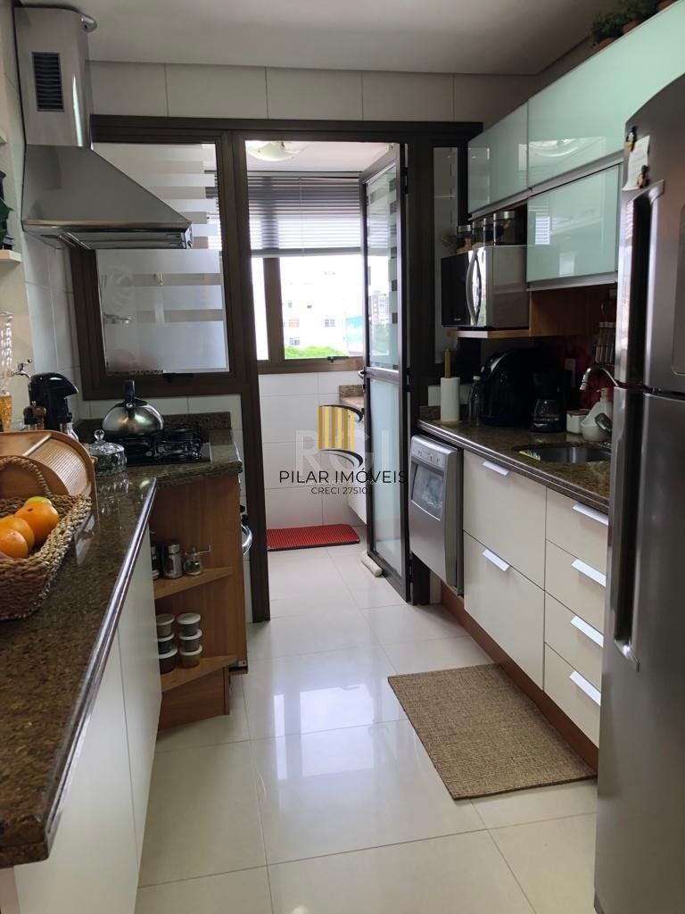 Apartamento para Venda - 172.94m², 3 dormitórios, sendo 1 suites, 2 vagas - Tristeza