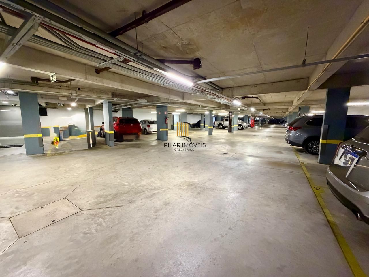 Apartamento com box duplo no bairro Teresópolis