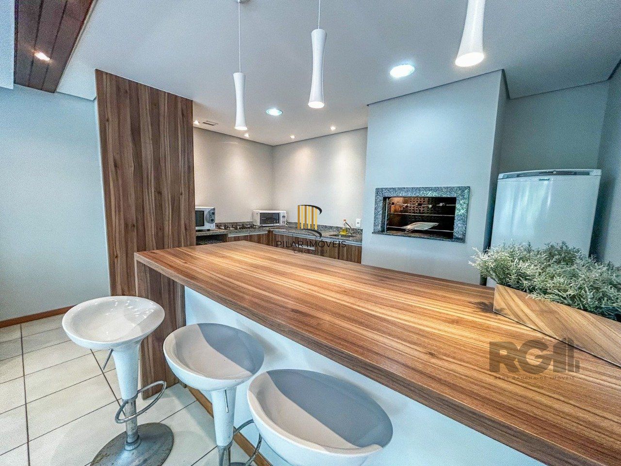Apartamento de 02 dormitórios no Bairro Tristeza em Porto Alegre/RS