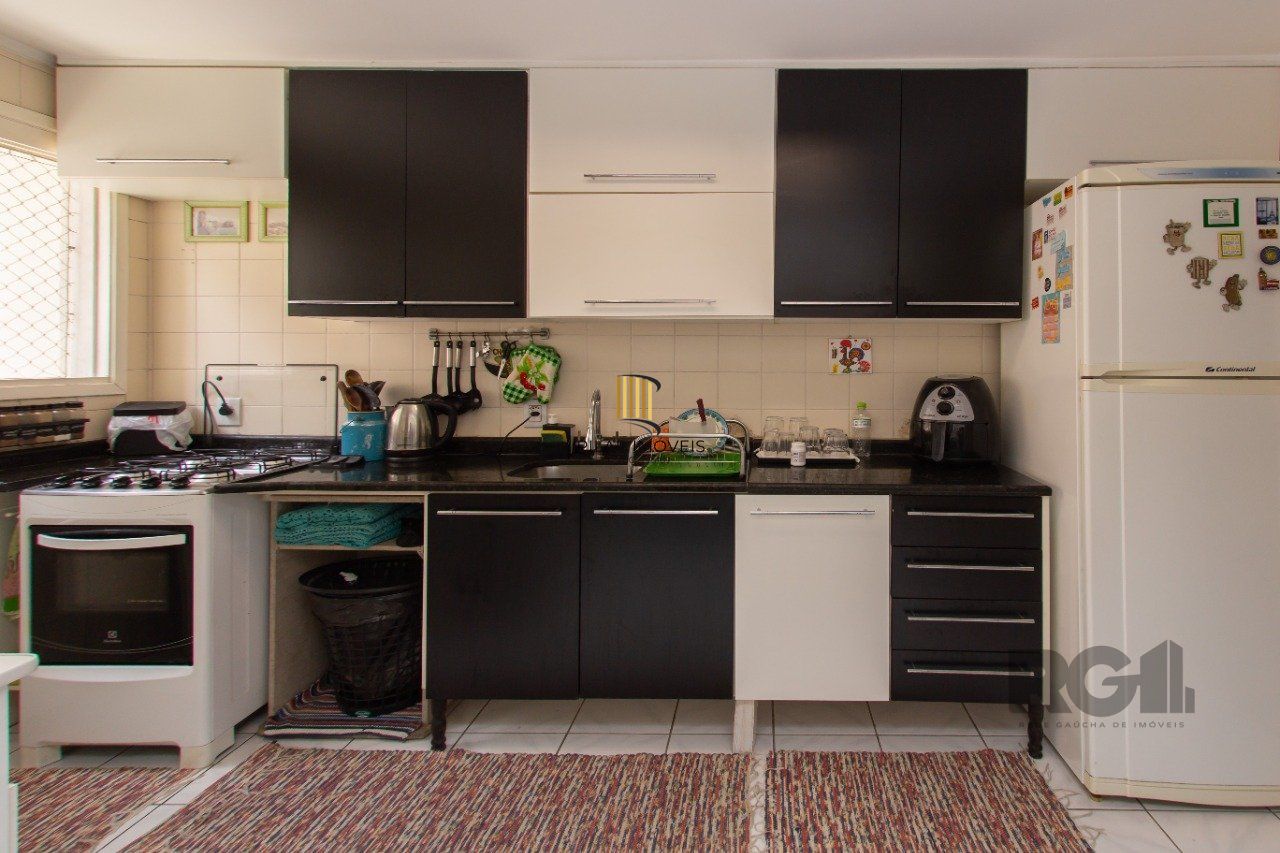 Apartamento 3 dormitórios no bairro Menino Deus