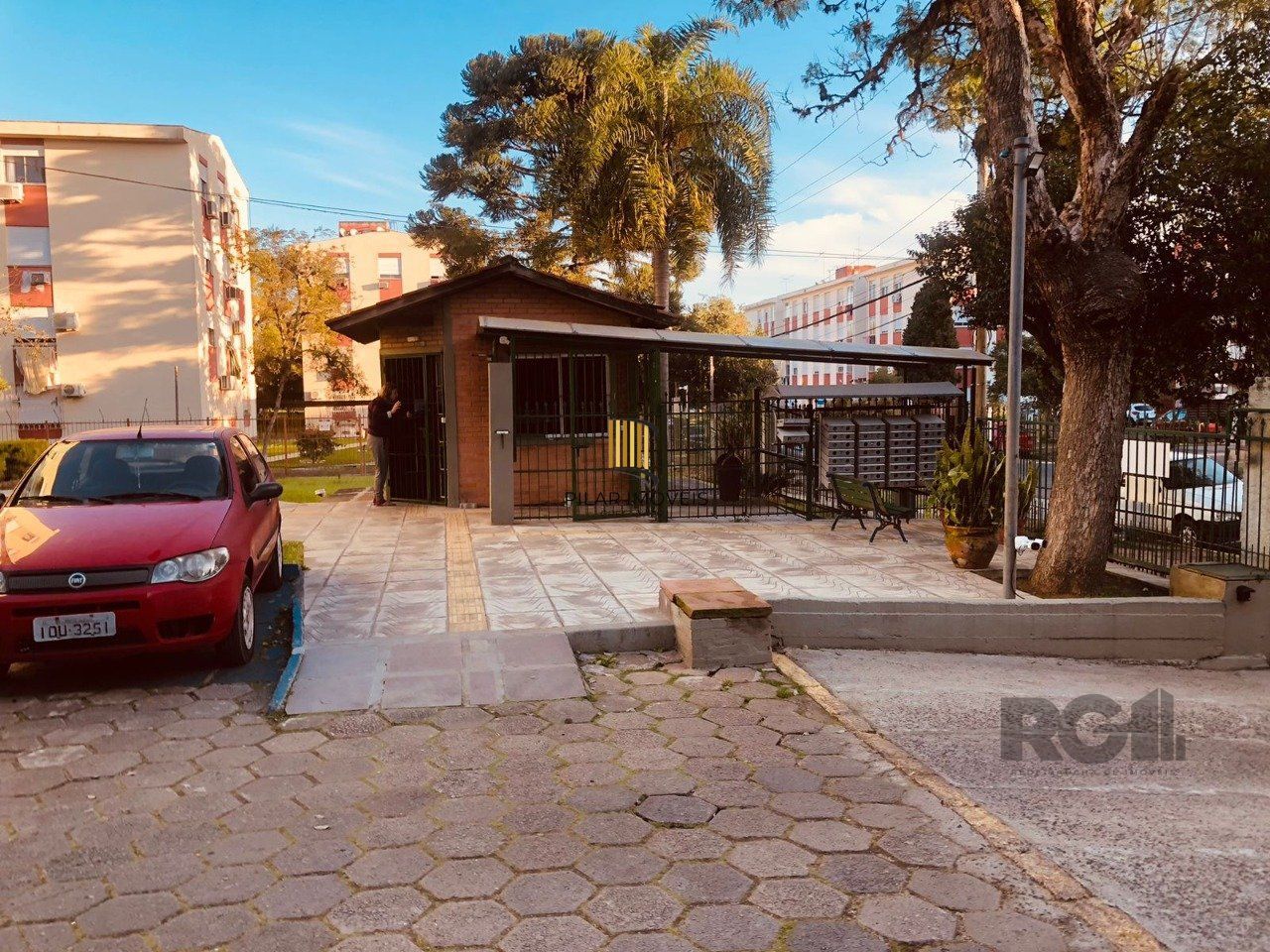 Apartamento de 1 dormitório com vaga no bairro Vila Nova