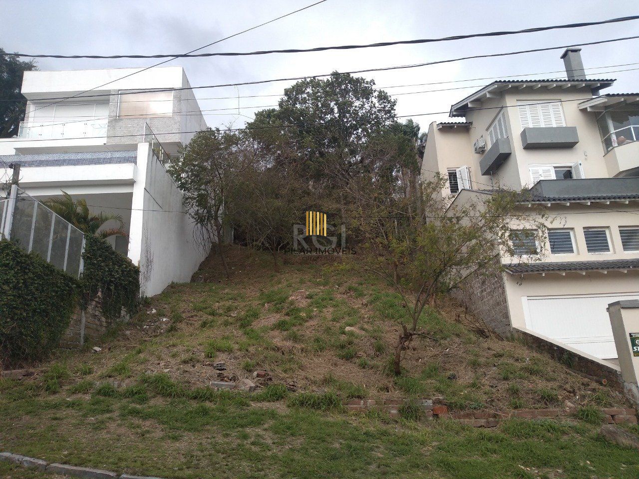 Terreno em Condominio para Venda - 0m², 0 dormitórios, Nonoai, Porto Alegre