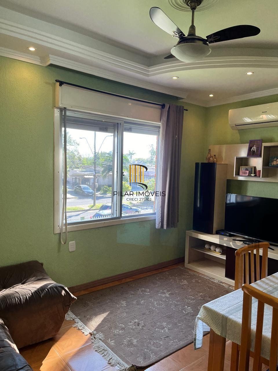 Apartamento com 2 quartos, vaga de garagem, lavabo, no bairro Cristal, Porto Alegre/RS