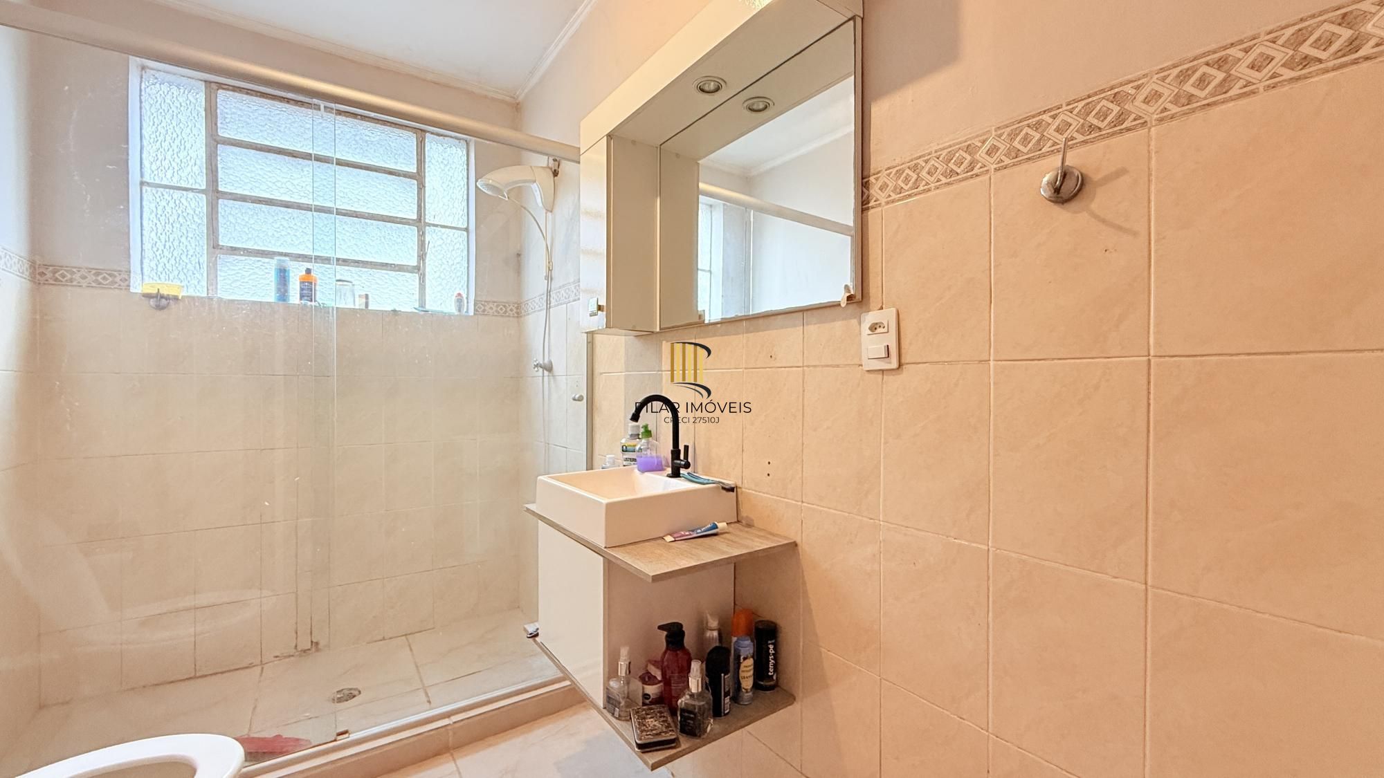 Apartamento a venda dois dormitórios bairro cidade baixa