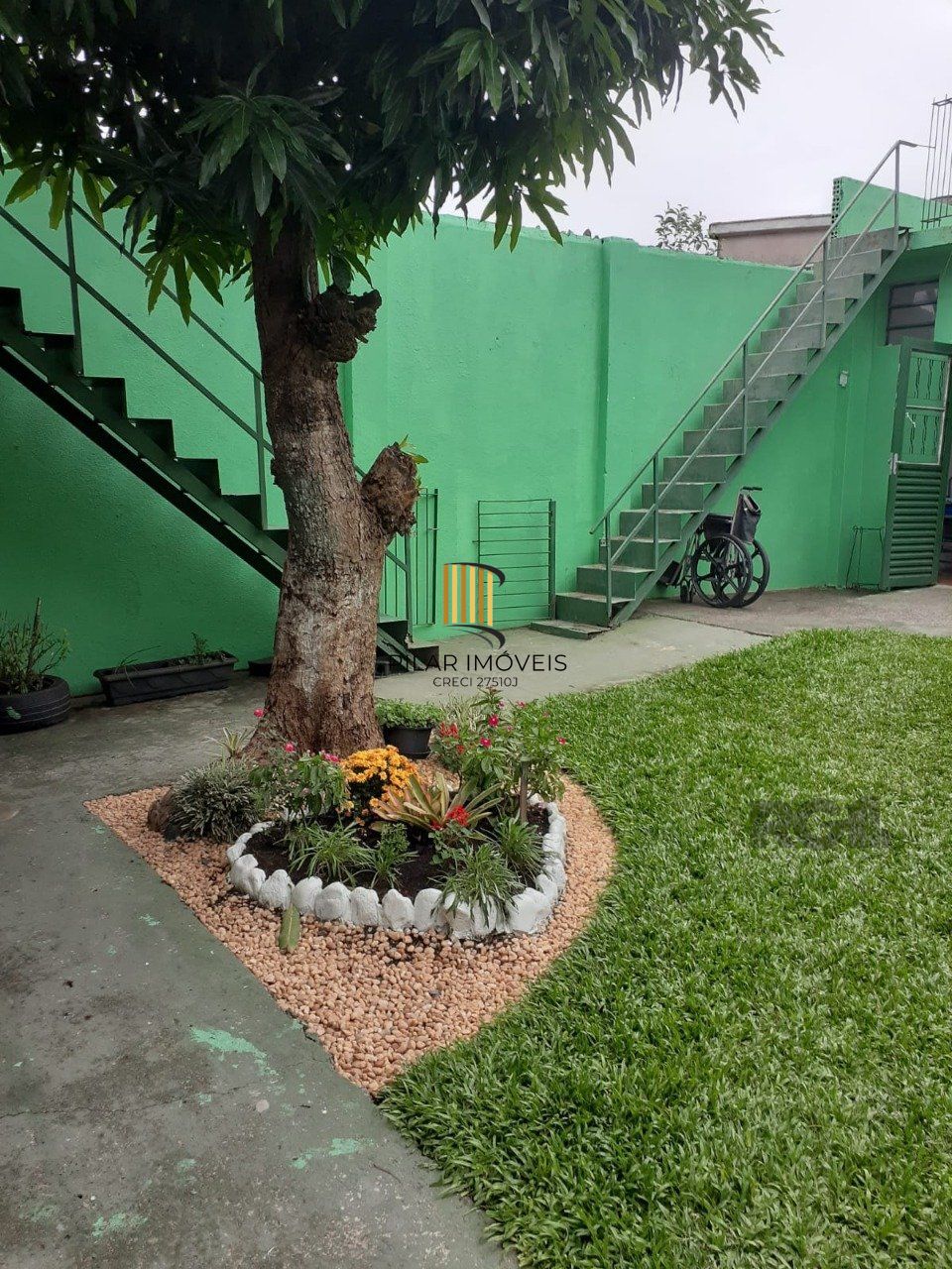 Casa 4 dormitórios no bairro Rubem Berta