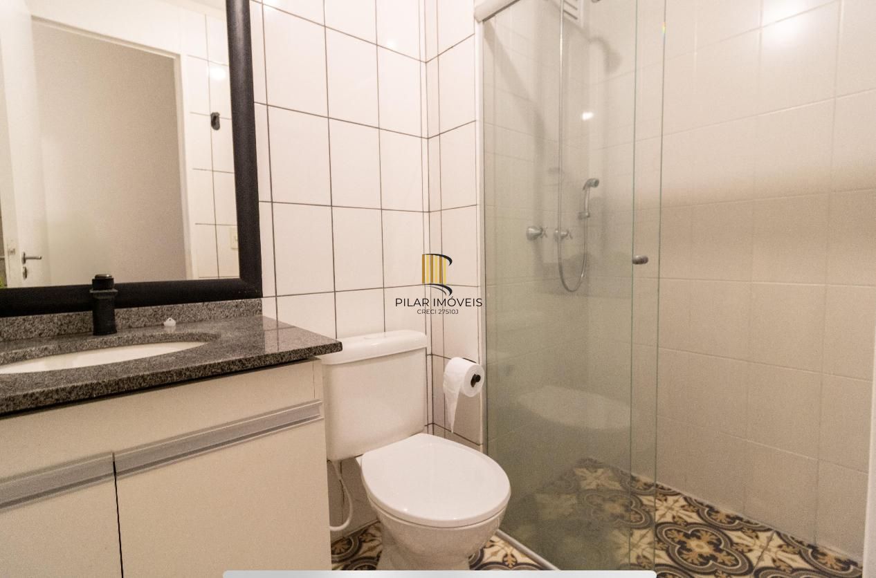 Apartamento com 03 quartos e 01 vaga escriturada no Bairro Camaquã