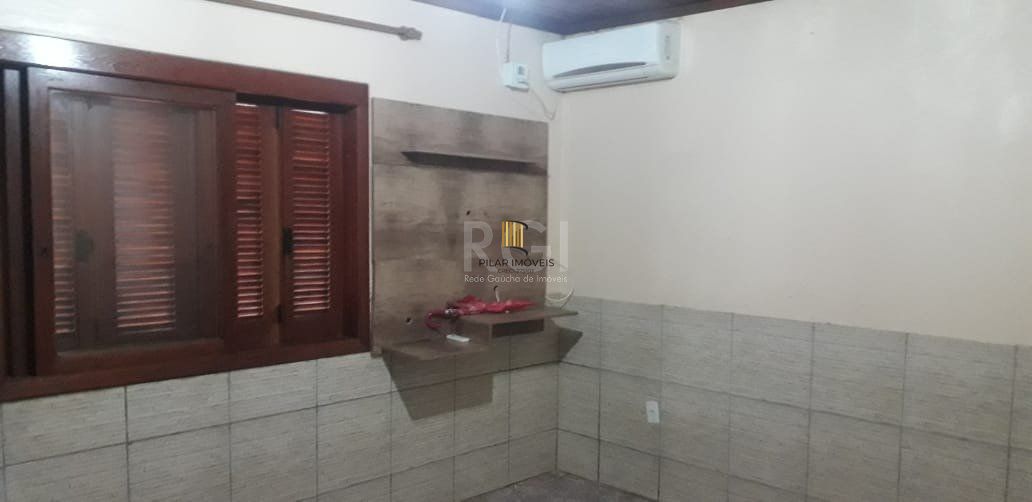 Casa para Venda - 132m², 2 dormitórios, 2 vagas - Lami, Porto Alegre