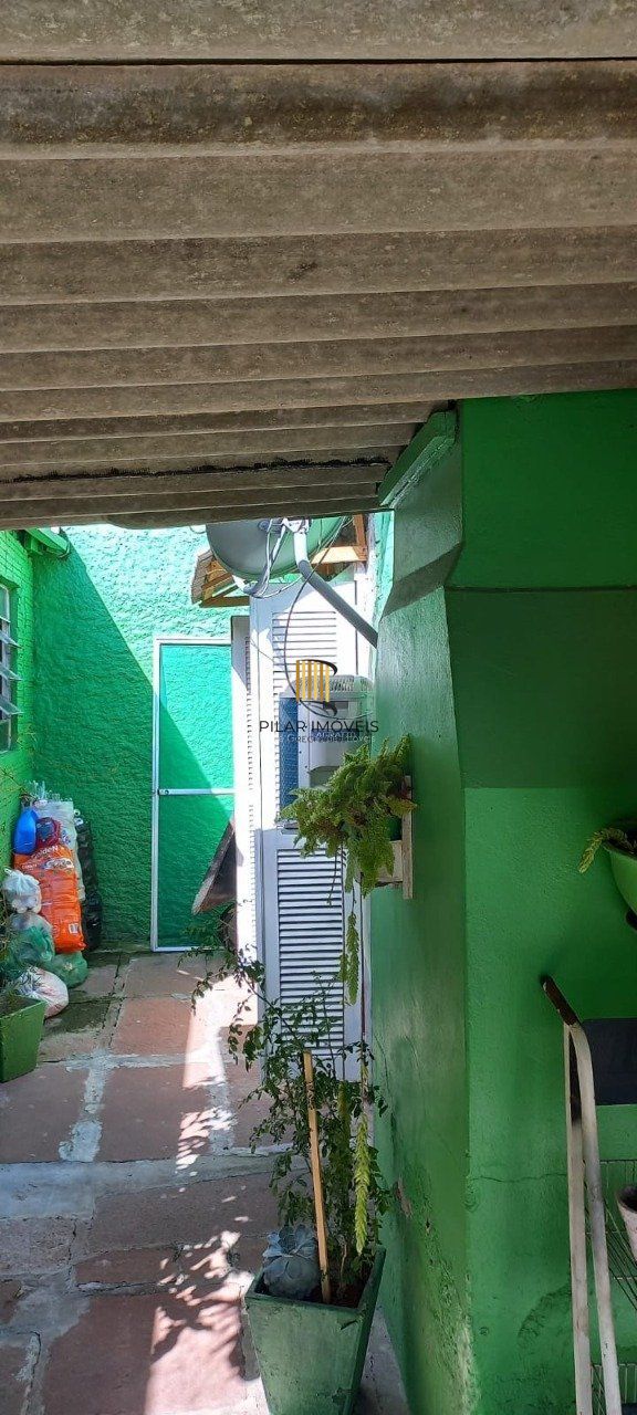 Casa para Venda - 336m², 5 dormitórios, sendo 1 suites, 2 vagas - Belém Novo, Porto Alegre