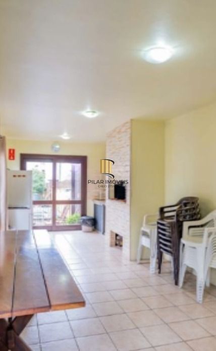Casa em condomínio 3 dormitórios