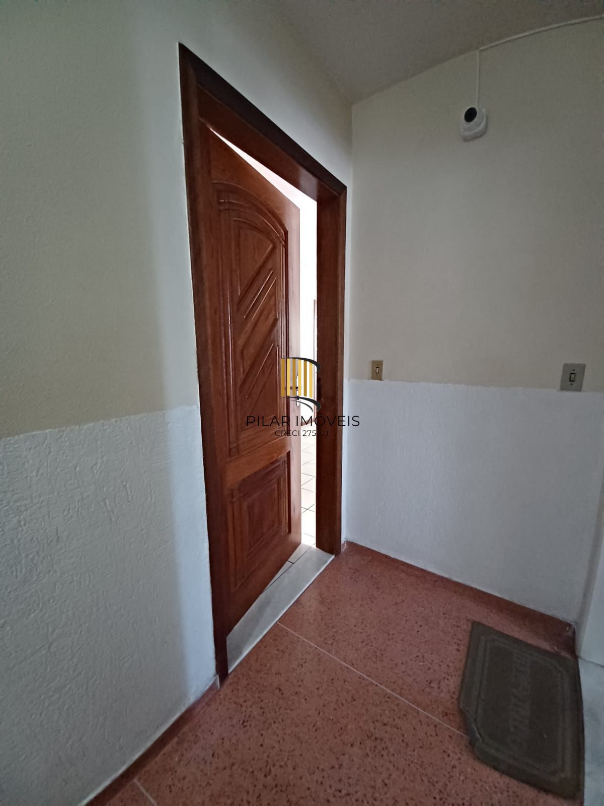 APARTAMENTO 2 DORMITÓRIOS – ÓTIMO ESTADO | LOCALIZAÇÃO PRIVILEGIADA