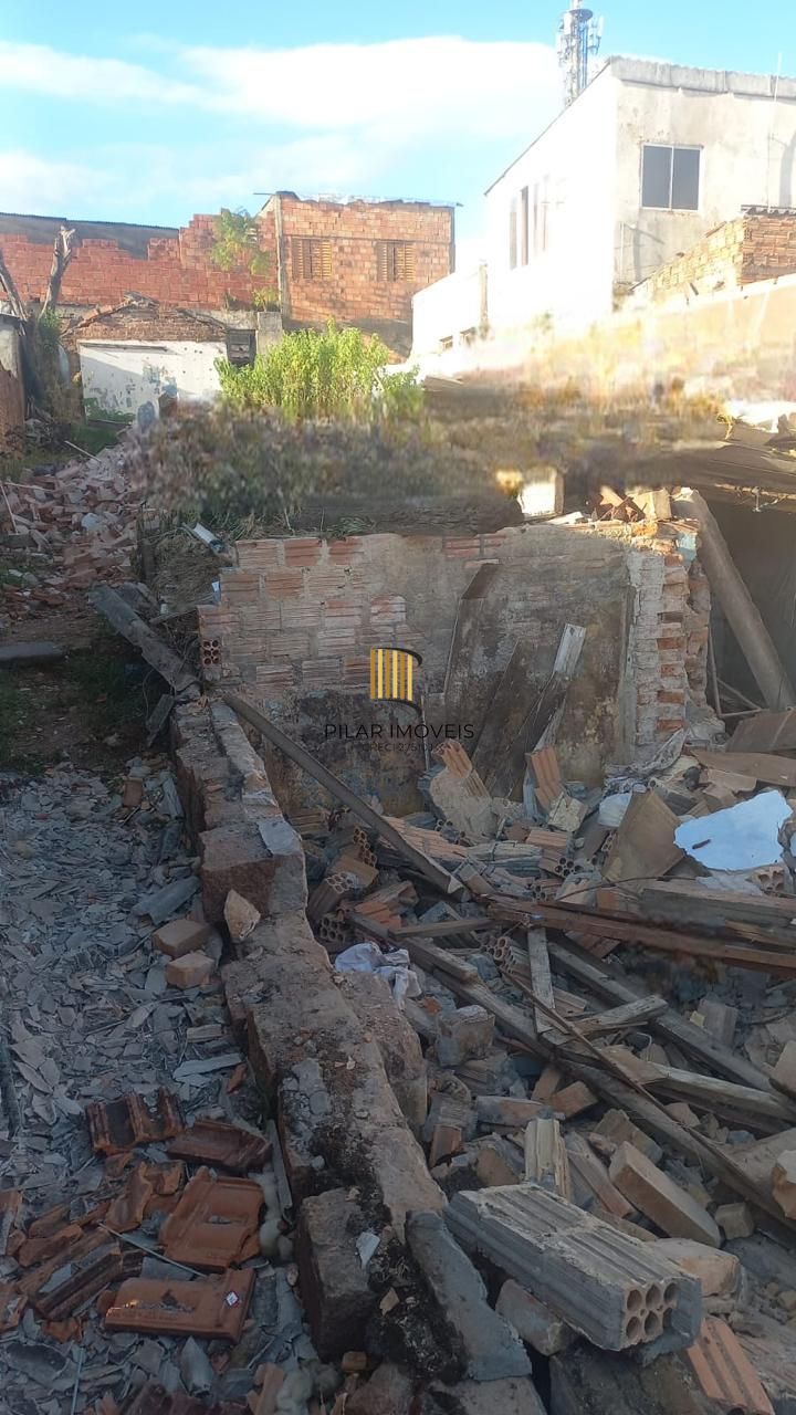 Terreno 9,9 X 33 no bairro Partenon