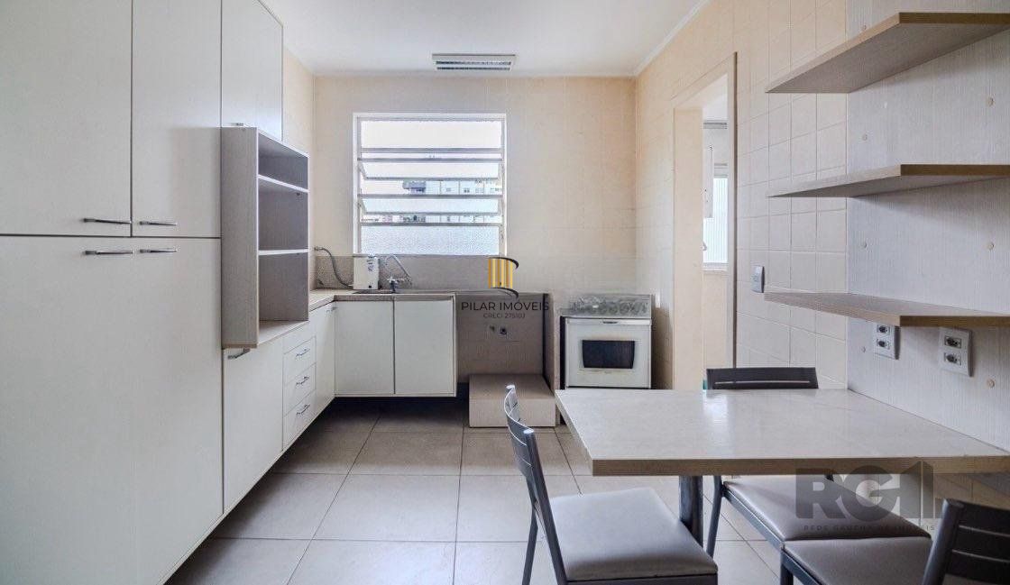 Apartamento 3 dormitórios com suite, de 133m2 no bairro Sao Joao.