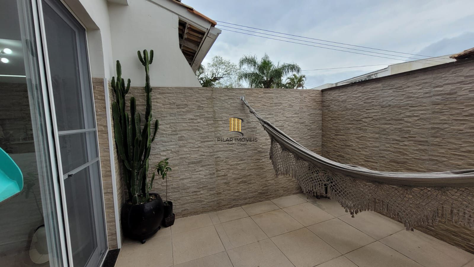 🏡 Casa em Condomínio Fechado- 2 quartos - 2 vagas – Bairro Cavalhada, Porto Alegre