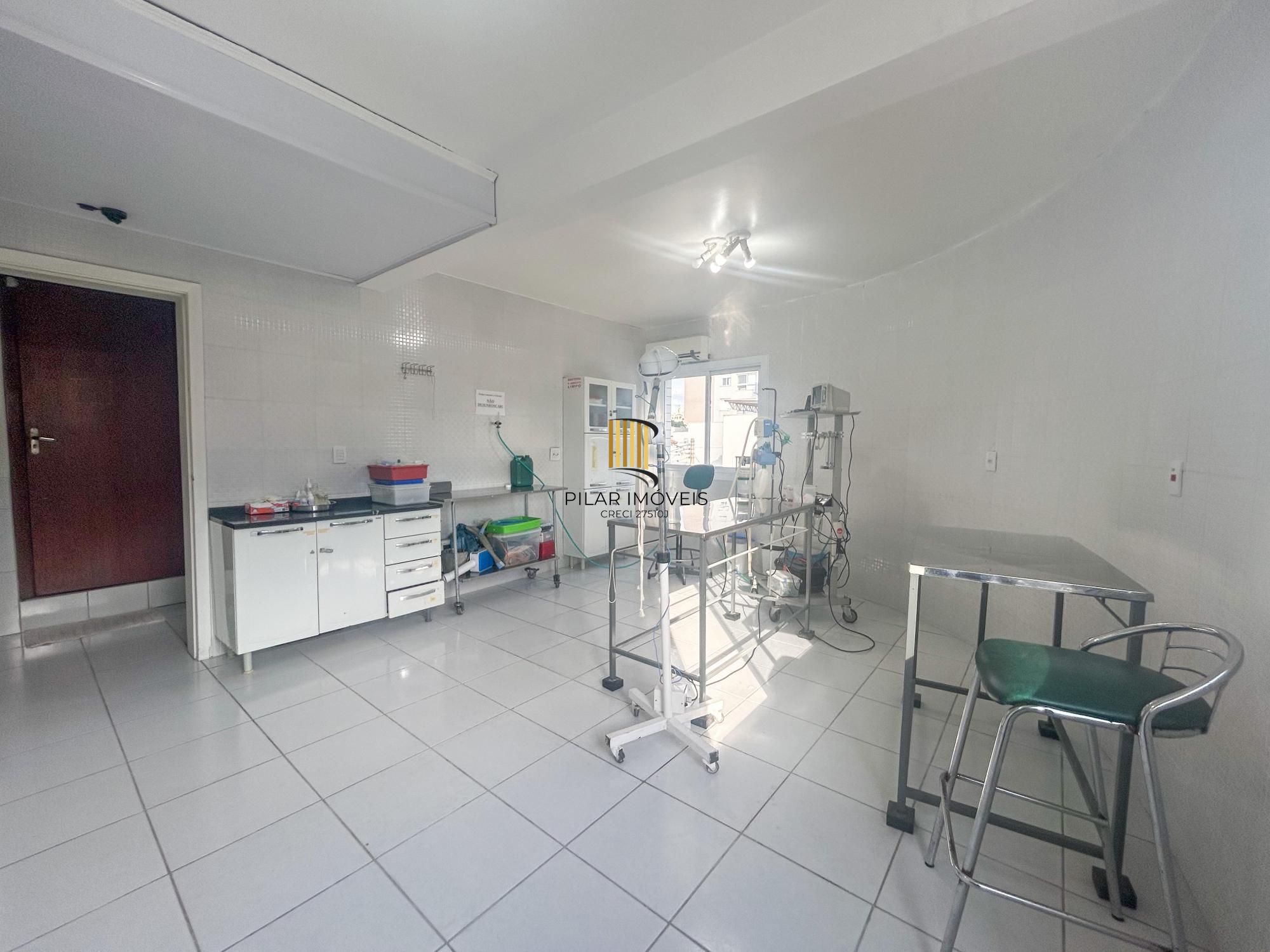 Ponto Comercial no Bairro Menino Deus.