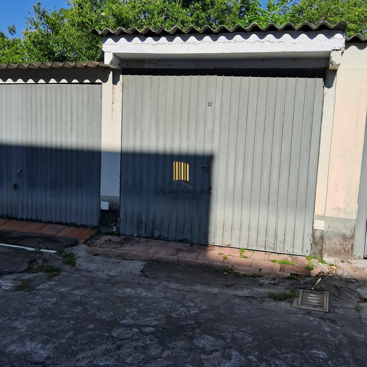 Apartamento com 01 Quarto e 01 vaga no Bairro Morro Santana